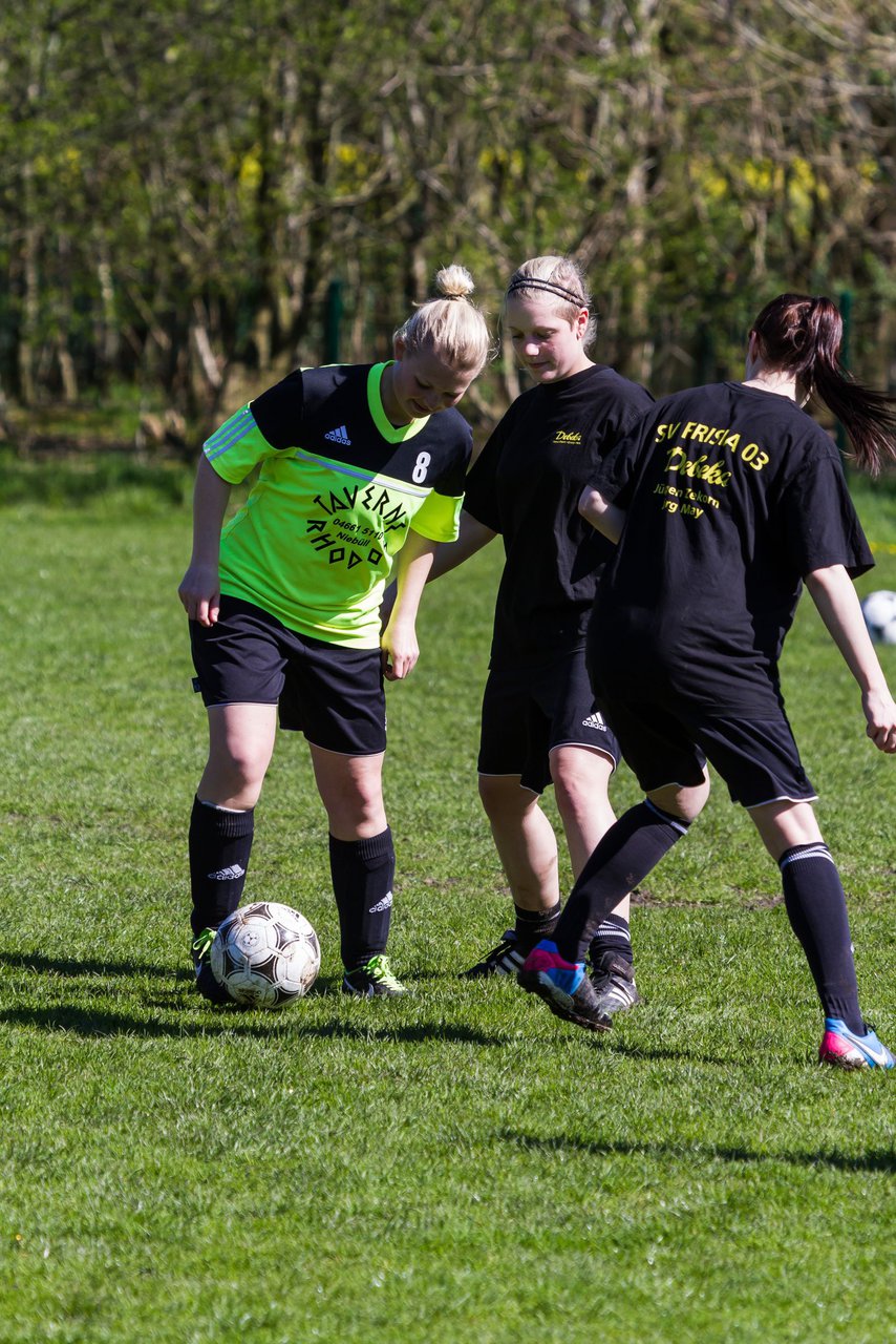 Bild 56 - Frauen SV Frisia 03 Risum Lindholm - Heider SV : Ergebnis: 8:0